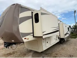 2016 FOREST RIVER CEDAR CREEK HATHAWAY 36CKTS