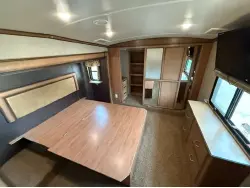 2016 FOREST RIVER CEDAR CREEK HATHAWAY 36CKTS