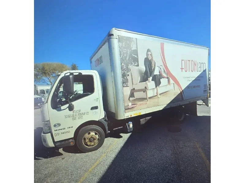 2016 HINO 155