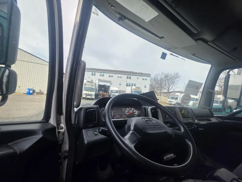 2017 HINO HINO 338