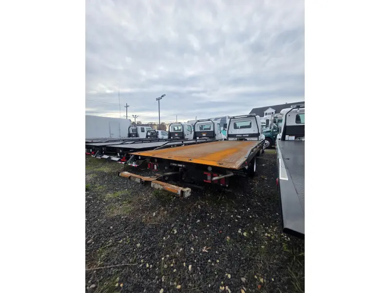 2023 HINO 258/268