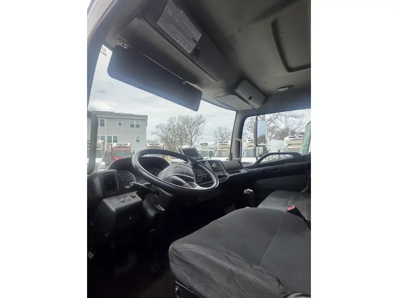 2014 HINO 258/268