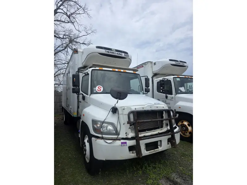 2017 HINO HINO 338
