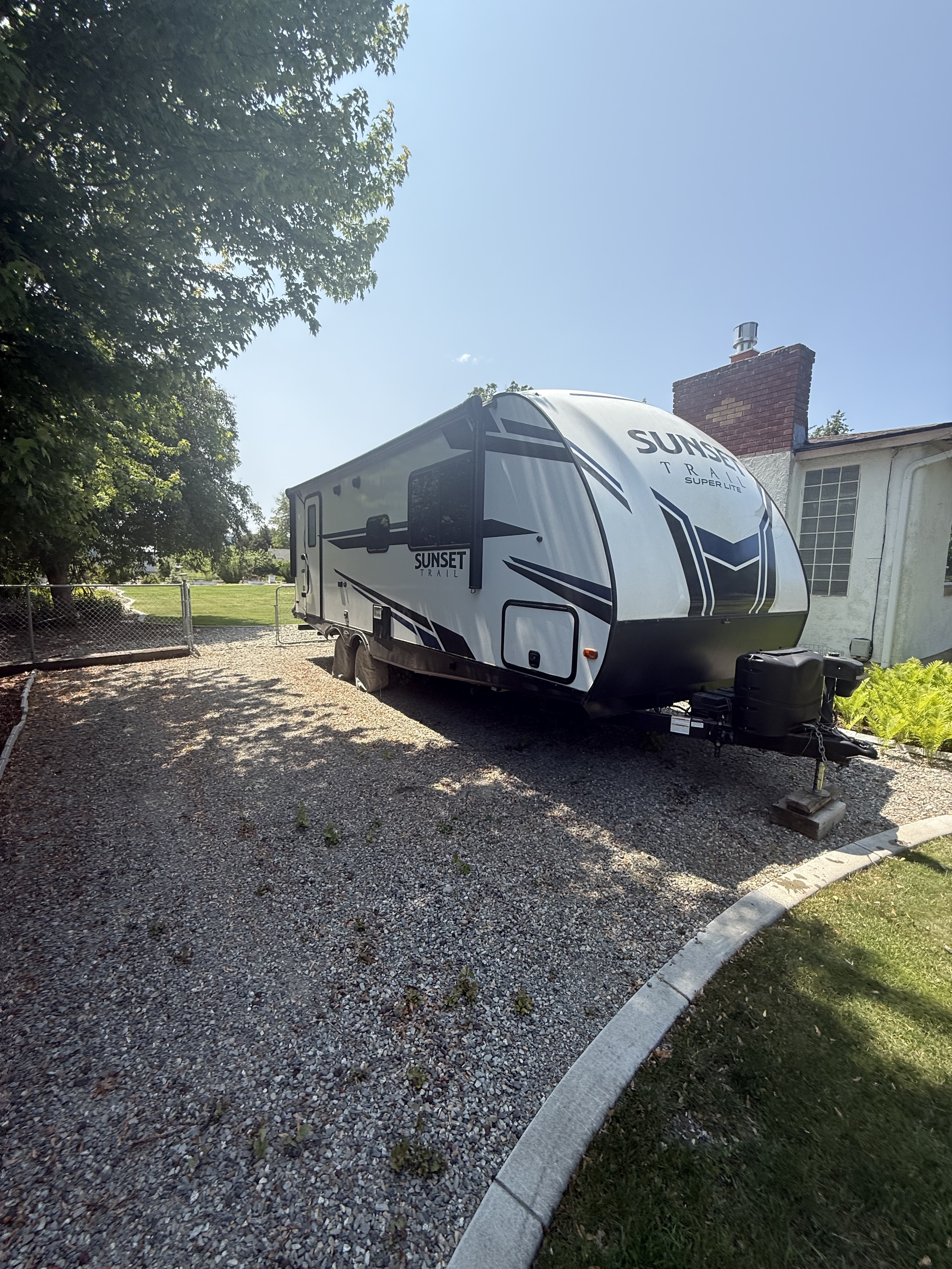 2021 Crossroads SUNSET TRAIL 22RB RV