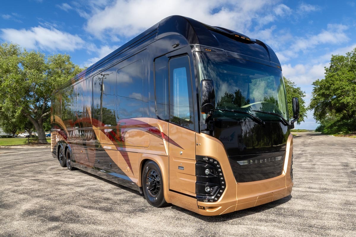 2019 Newell Coach P50 in bradenton FL