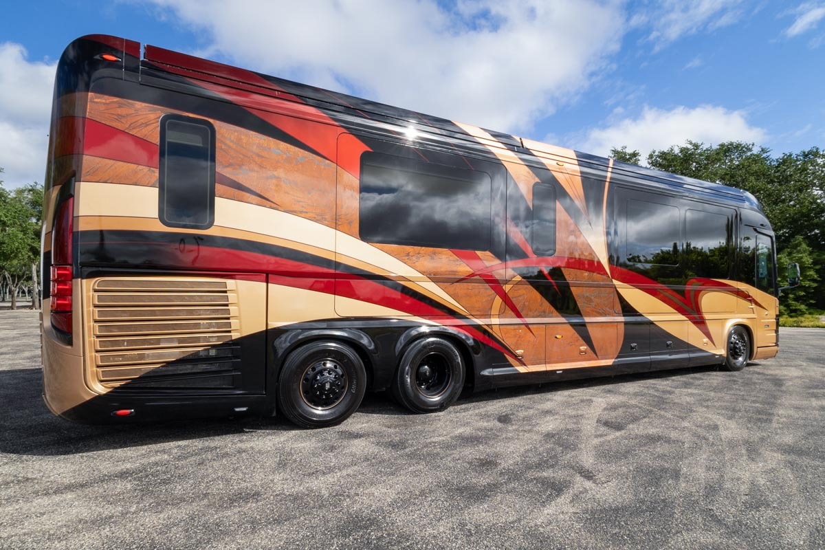 2019 Newell Coach P50 in bradenton FL