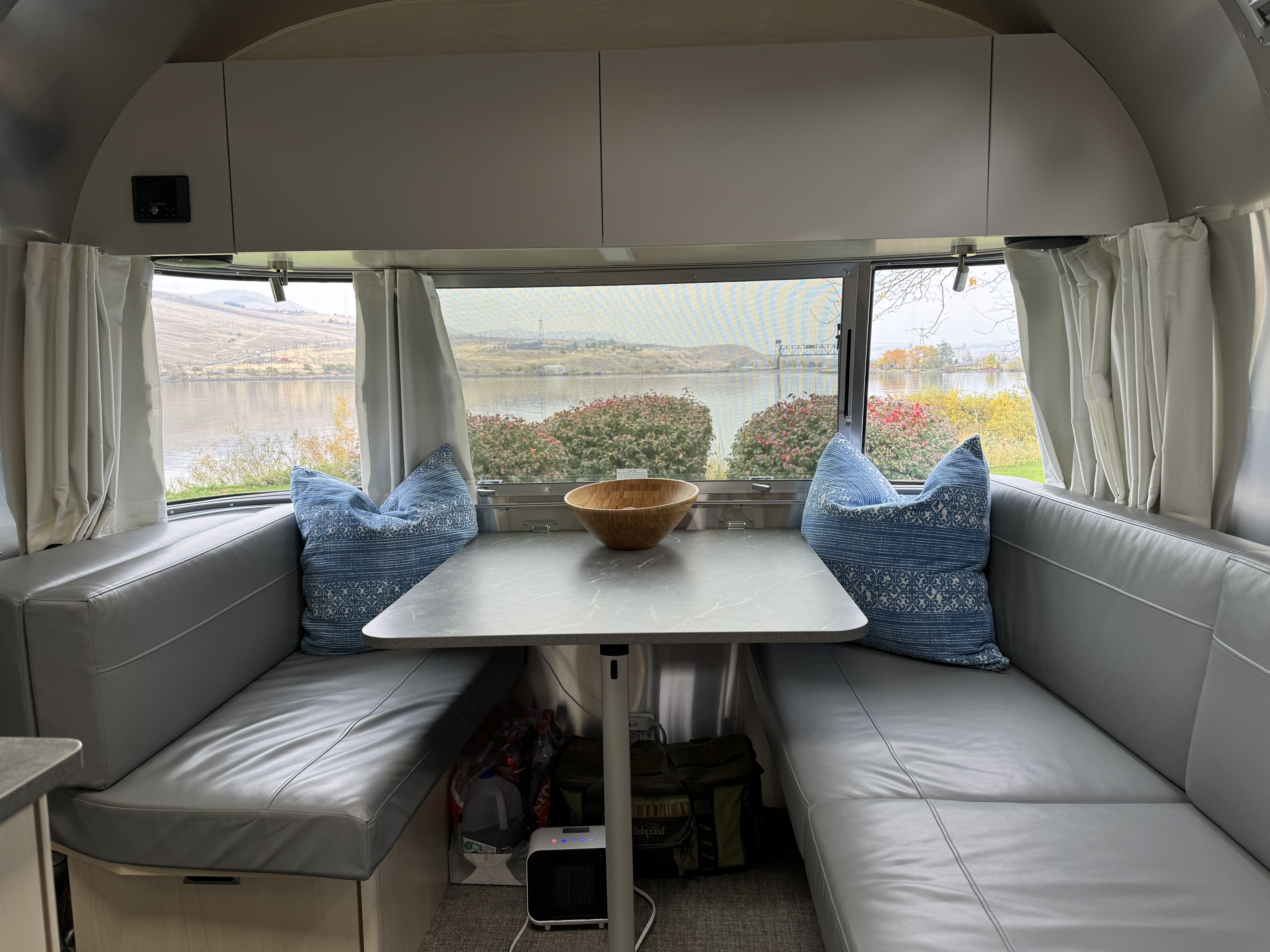 2024 Airstream FLYING CLOUD 27FB QUEEN in boise ID
