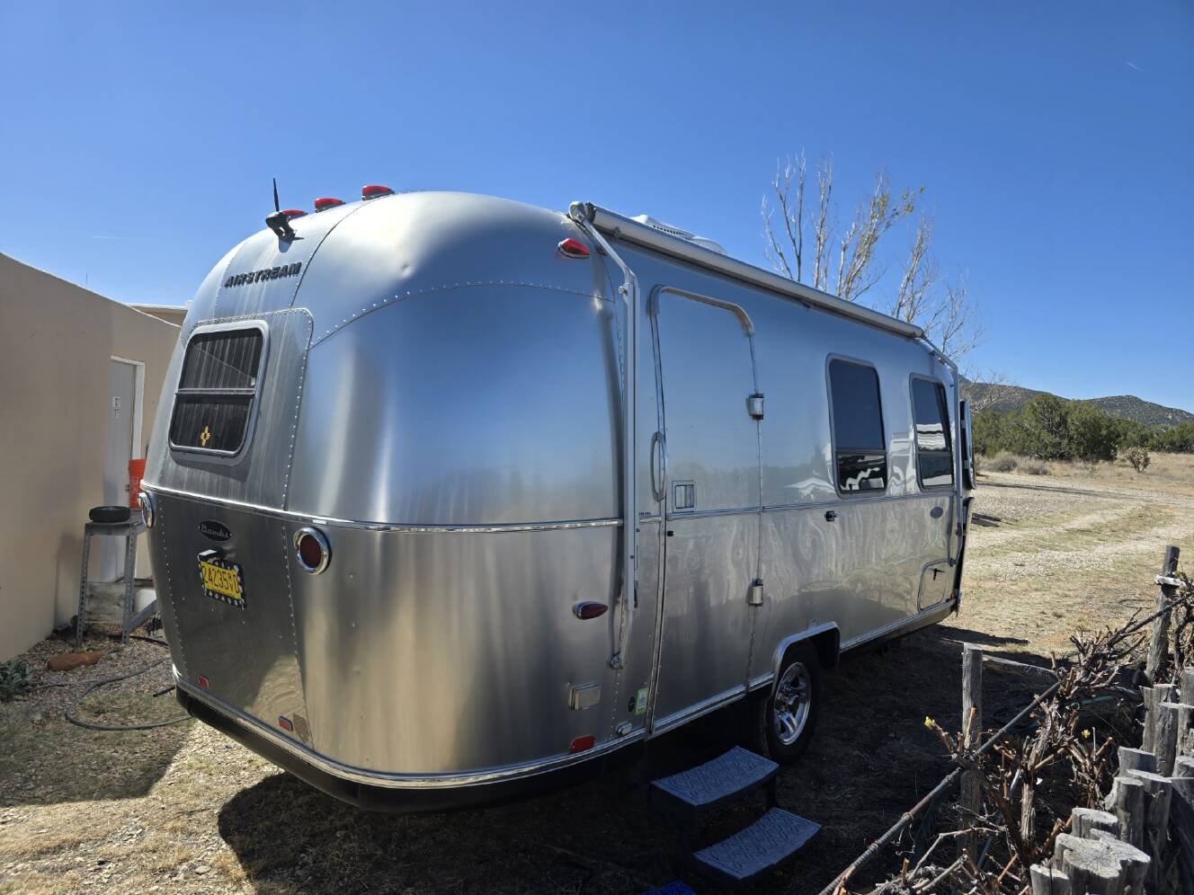 A photo of this 2015 Airstream BAMBI 22FB