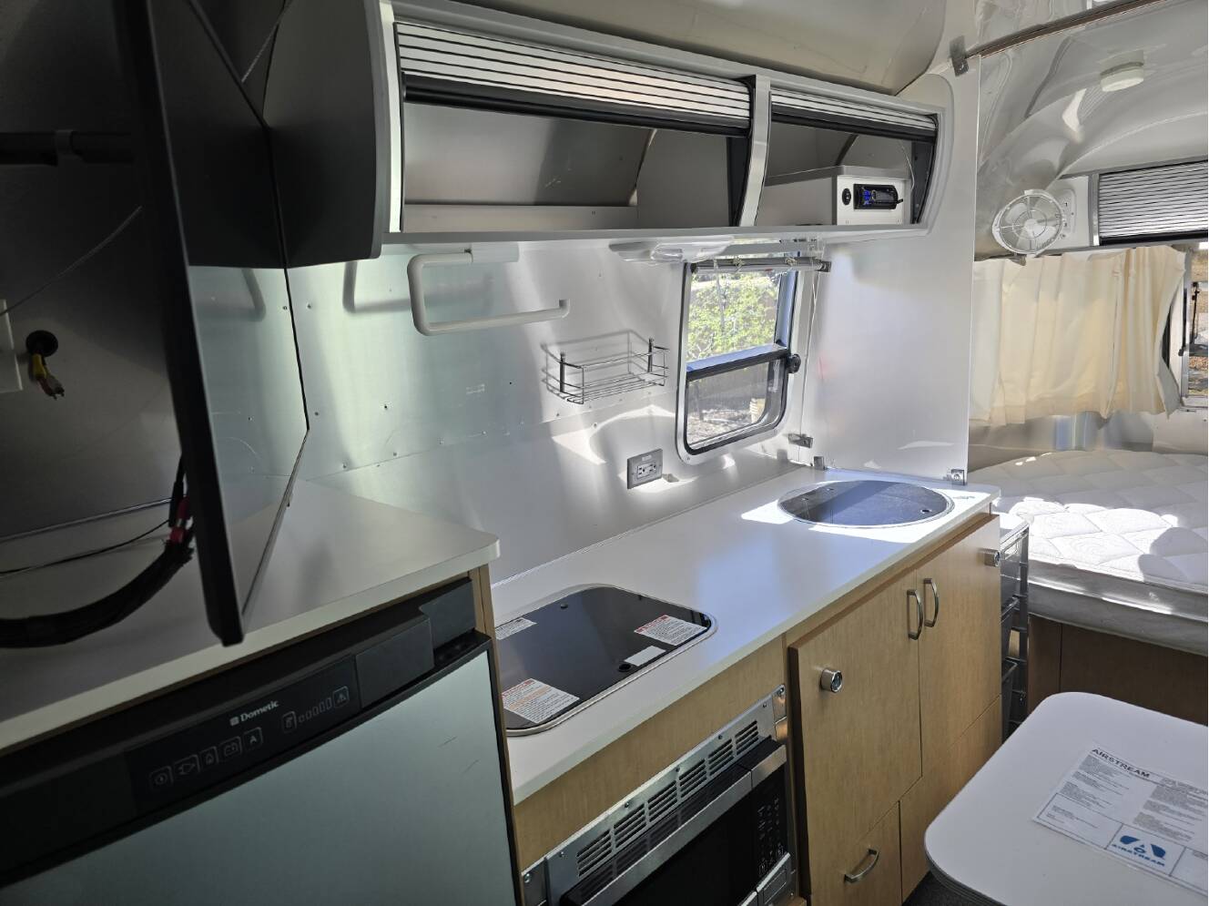 A photo of this 2015 Airstream BAMBI 22FB
