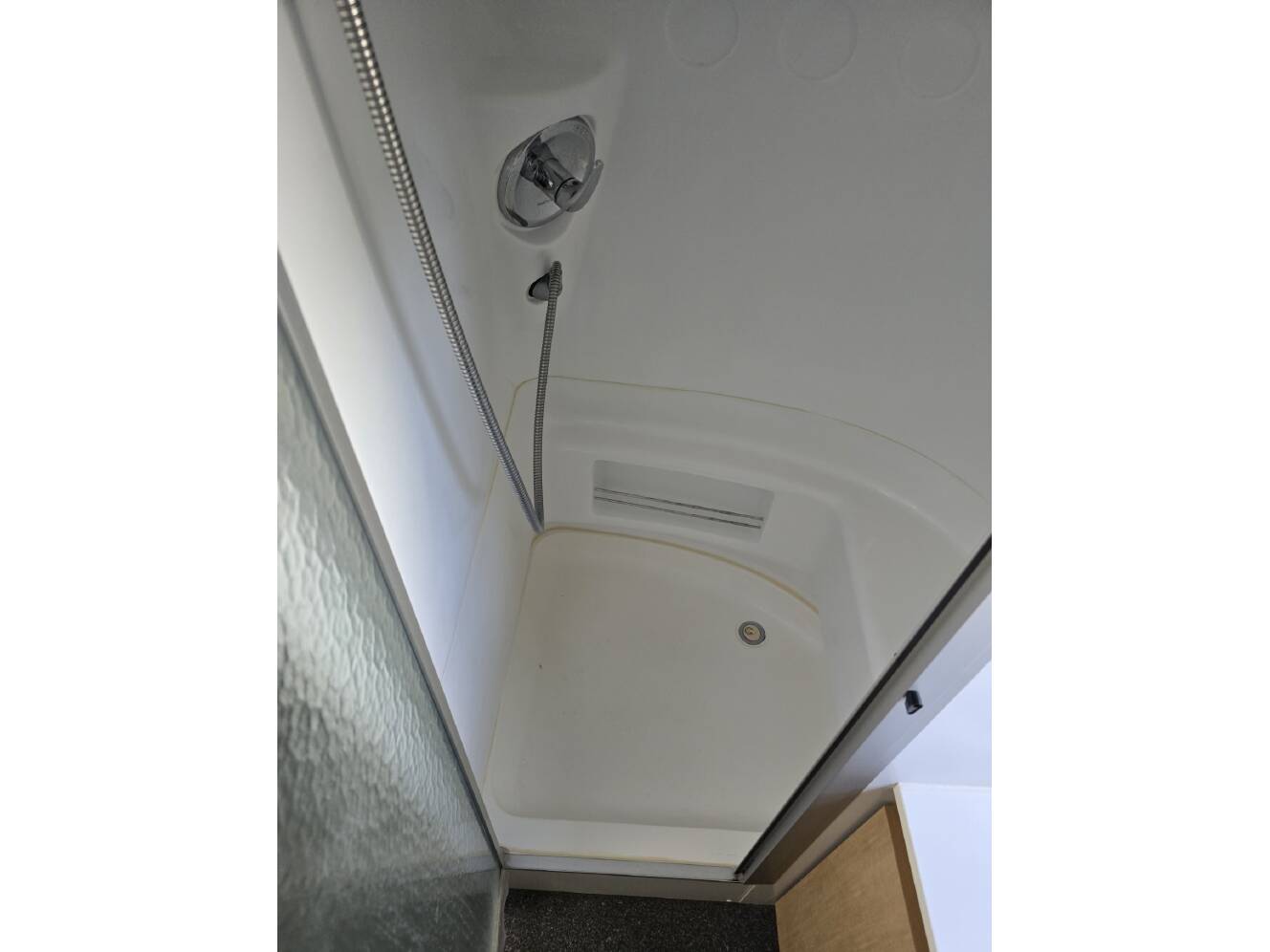 A photo of this 2015 Airstream BAMBI 22FB