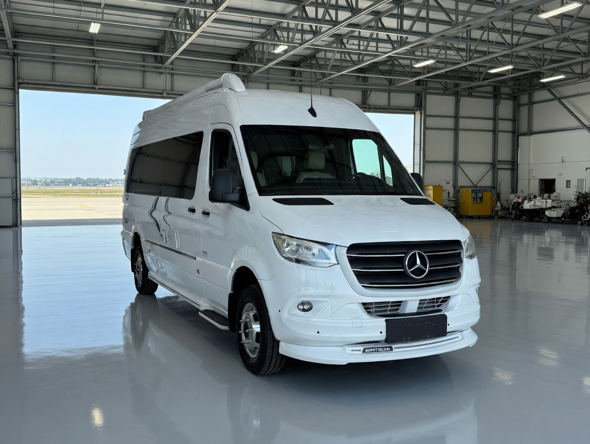 2023 Airstream INTERSTATE 24GT 4WD in sandown NH