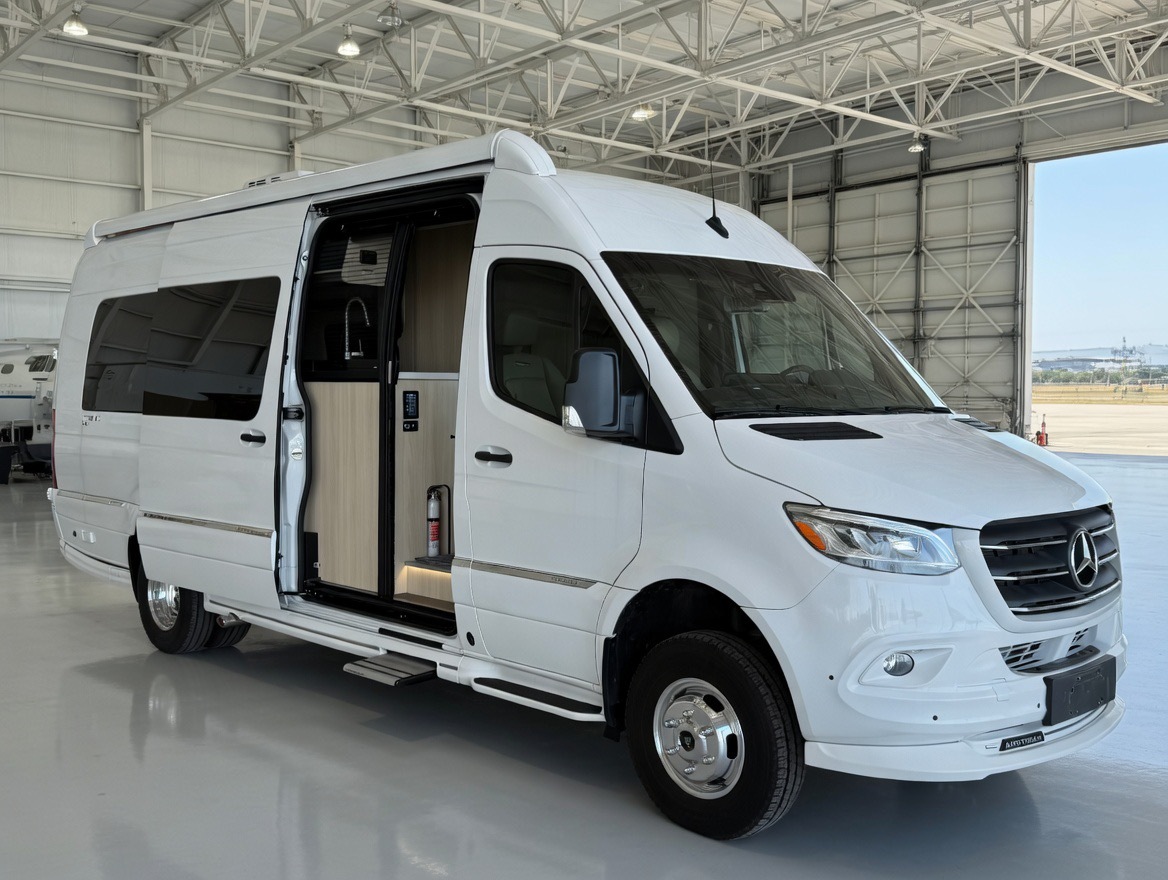 2023 Airstream INTERSTATE 24GT 4WD in sandown NH