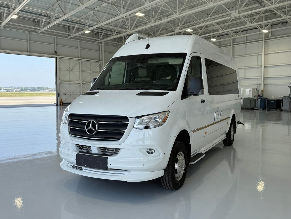 2023 Airstream INTERSTATE 24GT 4WD in sandown NH