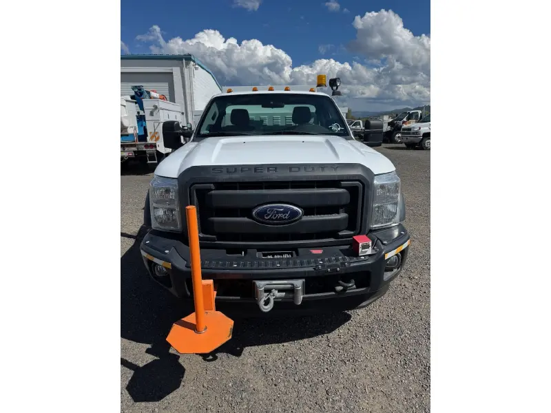 2012 FORD F550
