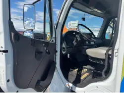 2021 FREIGHTLINER BUSINESS CLASS M2 106