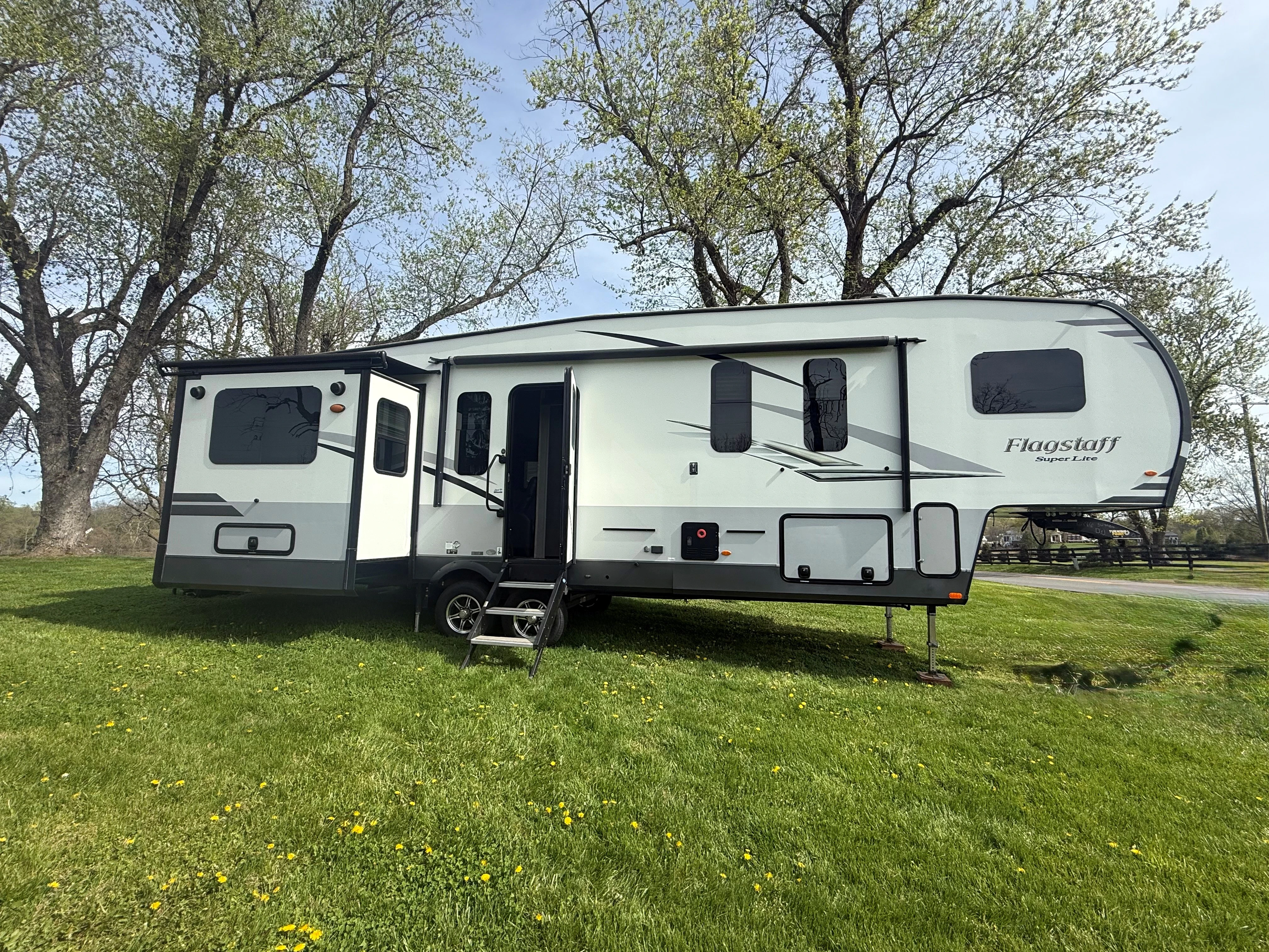 2019 Forest River FLAGSTAFF SUPER LITE 529MBS RV