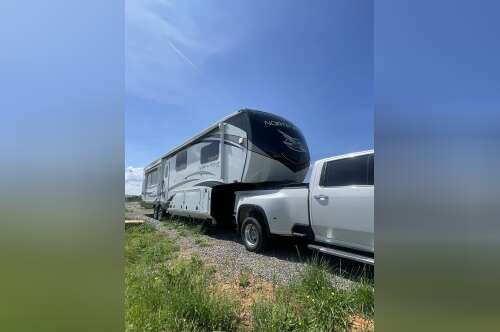 2023 Jayco NORTH POINT 377RLBH in powell TN