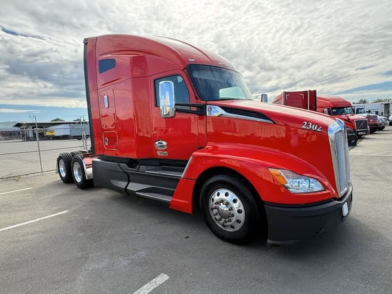 2023 KENWORTH T680 in San Leandro, CA