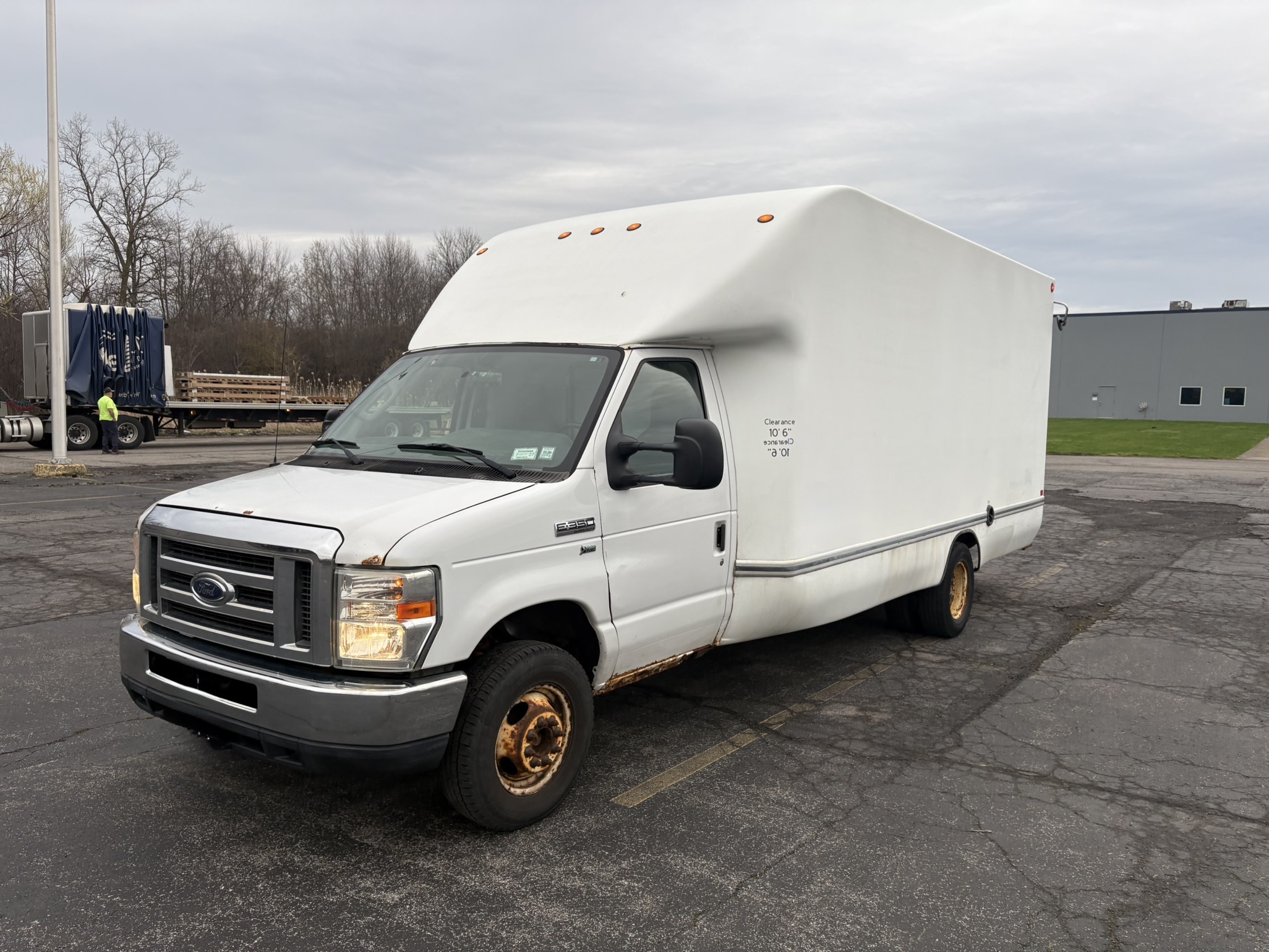 2012 FORD E350 in Ontario, NY