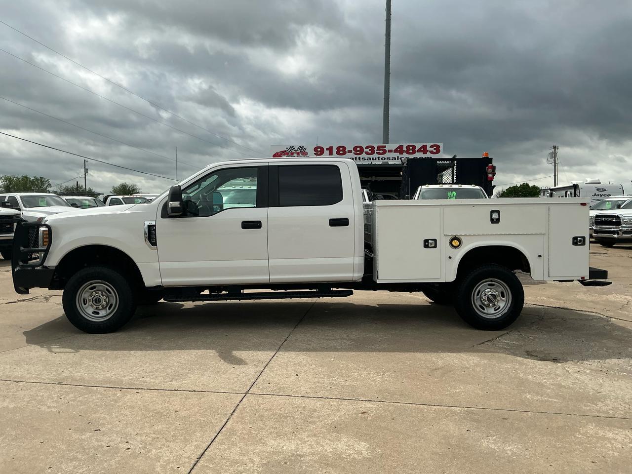 2019 FORD F350 in Collinsville, OK