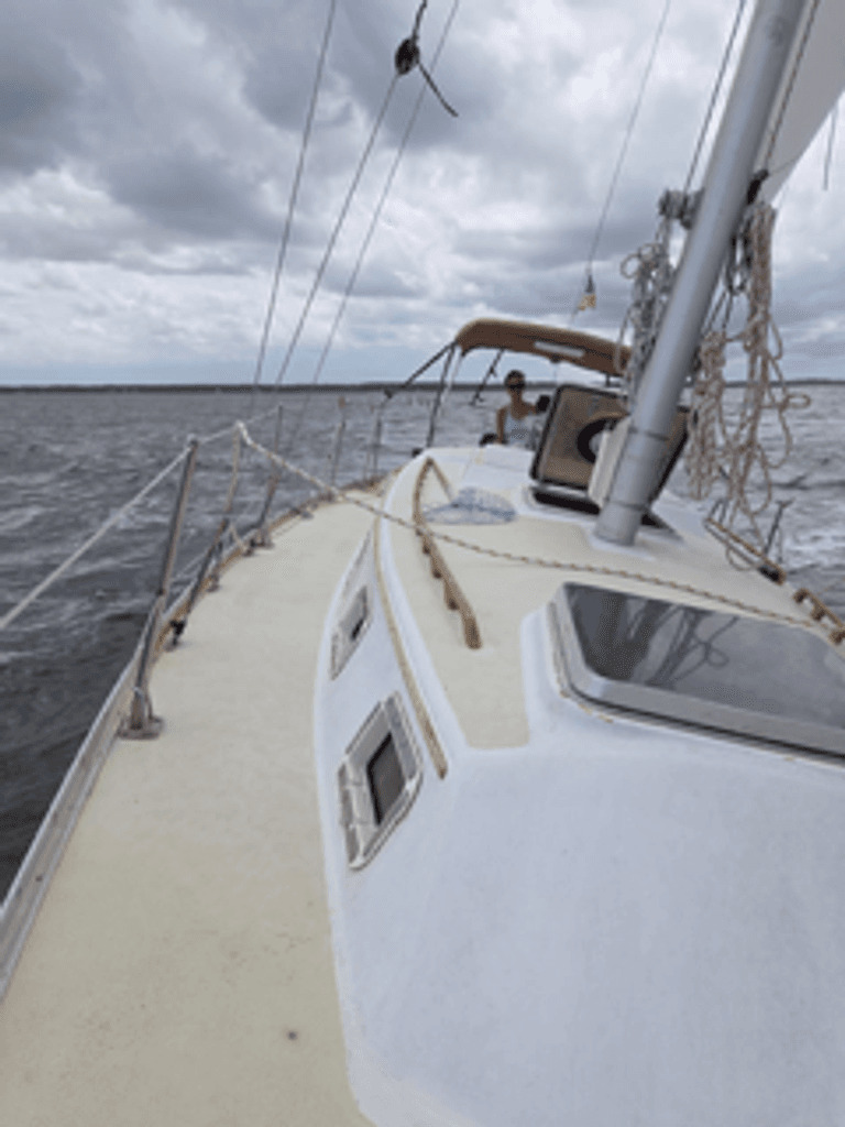 1978 Endeavour 32 Sloop in oriental NC