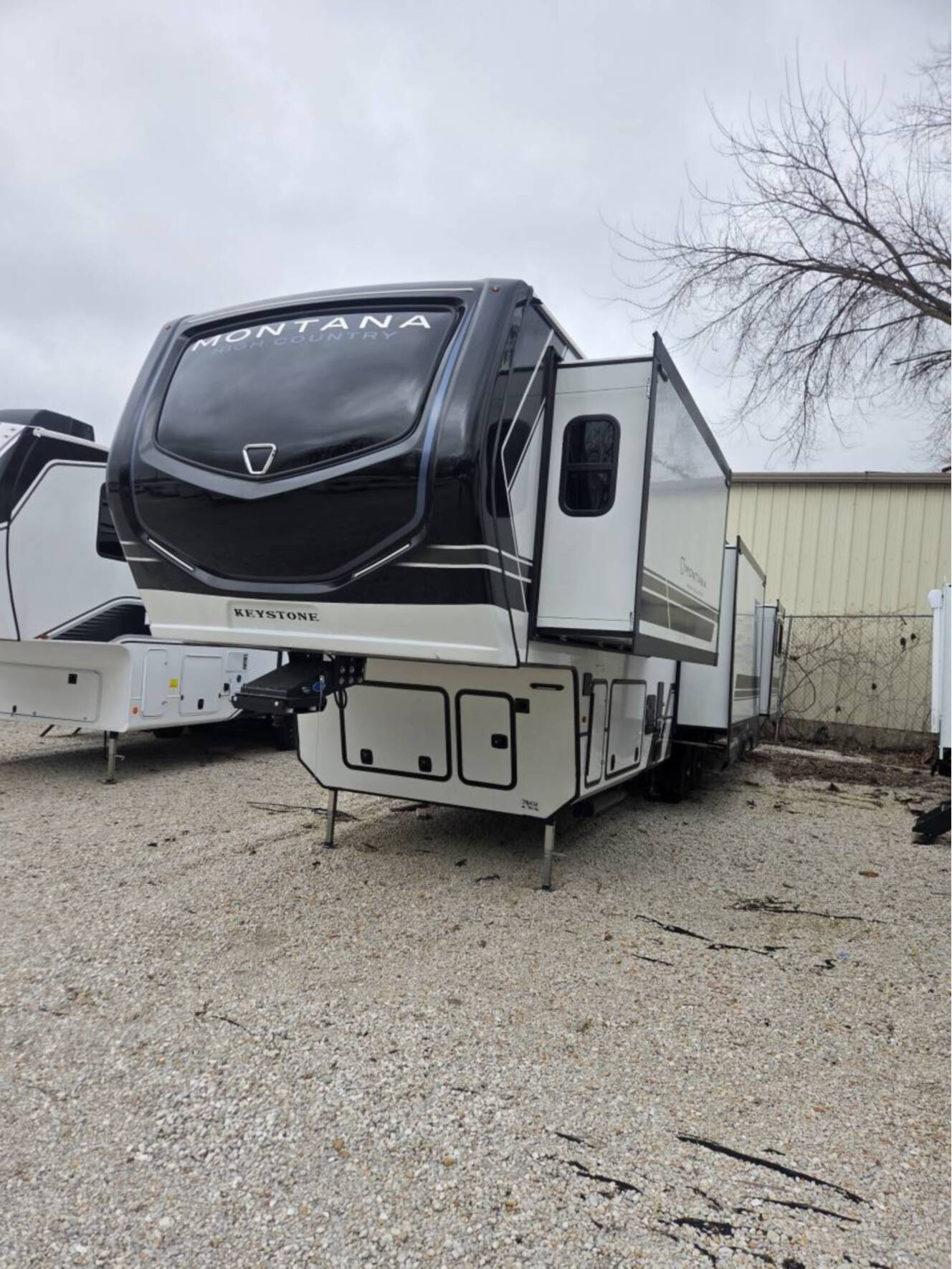 A photo of this 2026 Keystone Montana High Country 389BH