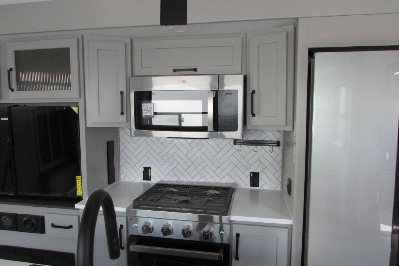 A photo of this 2026 Keystone Montana High Country 389BH