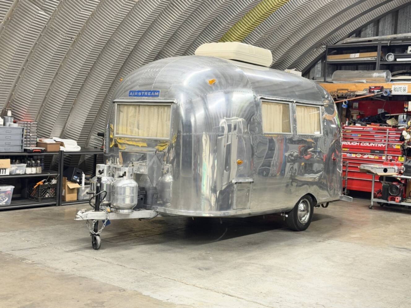 A photo of this 1962 Airstream BAMBI 16