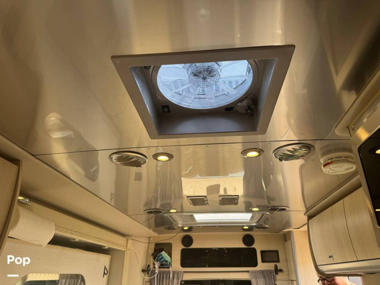 A photo of this 2023 Airstream Atlas Murphy Suite E1 Package