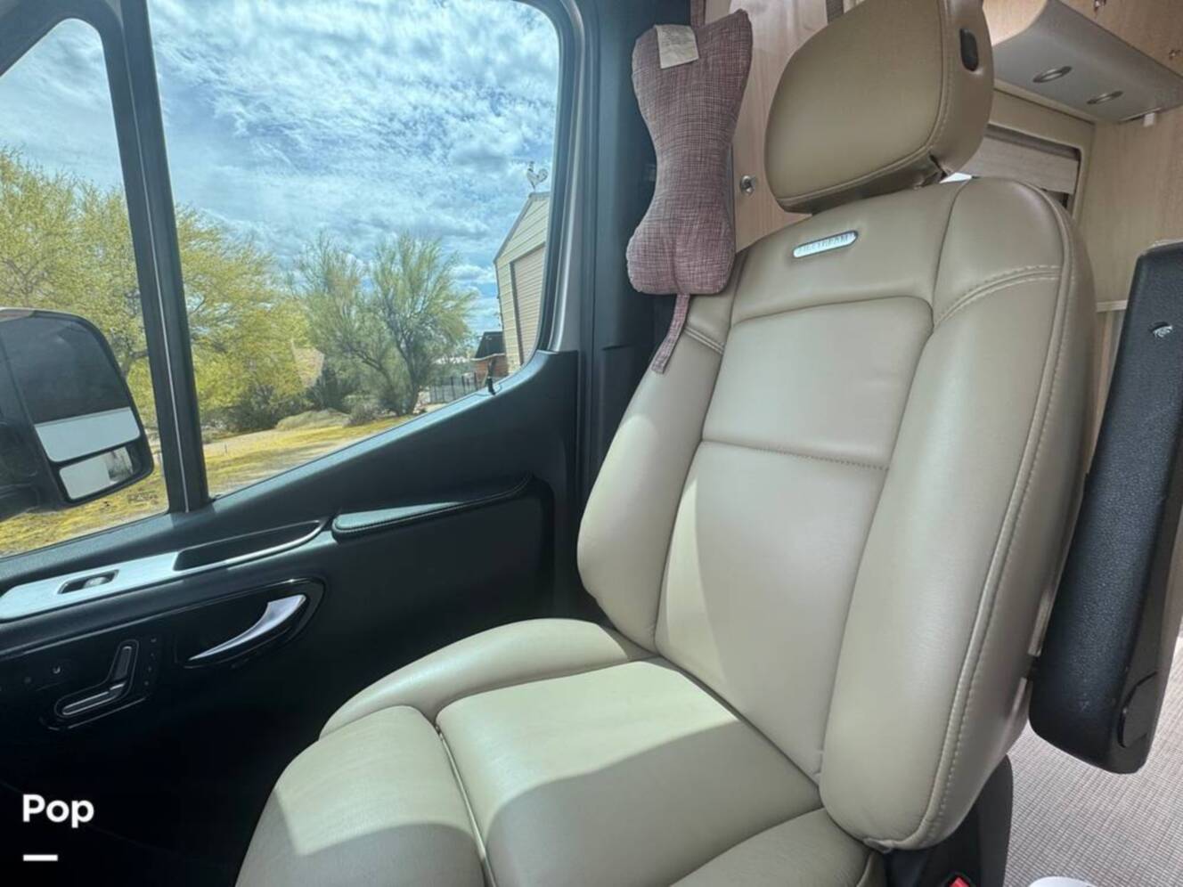 A photo of this 2023 Airstream Atlas Murphy Suite E1 Package