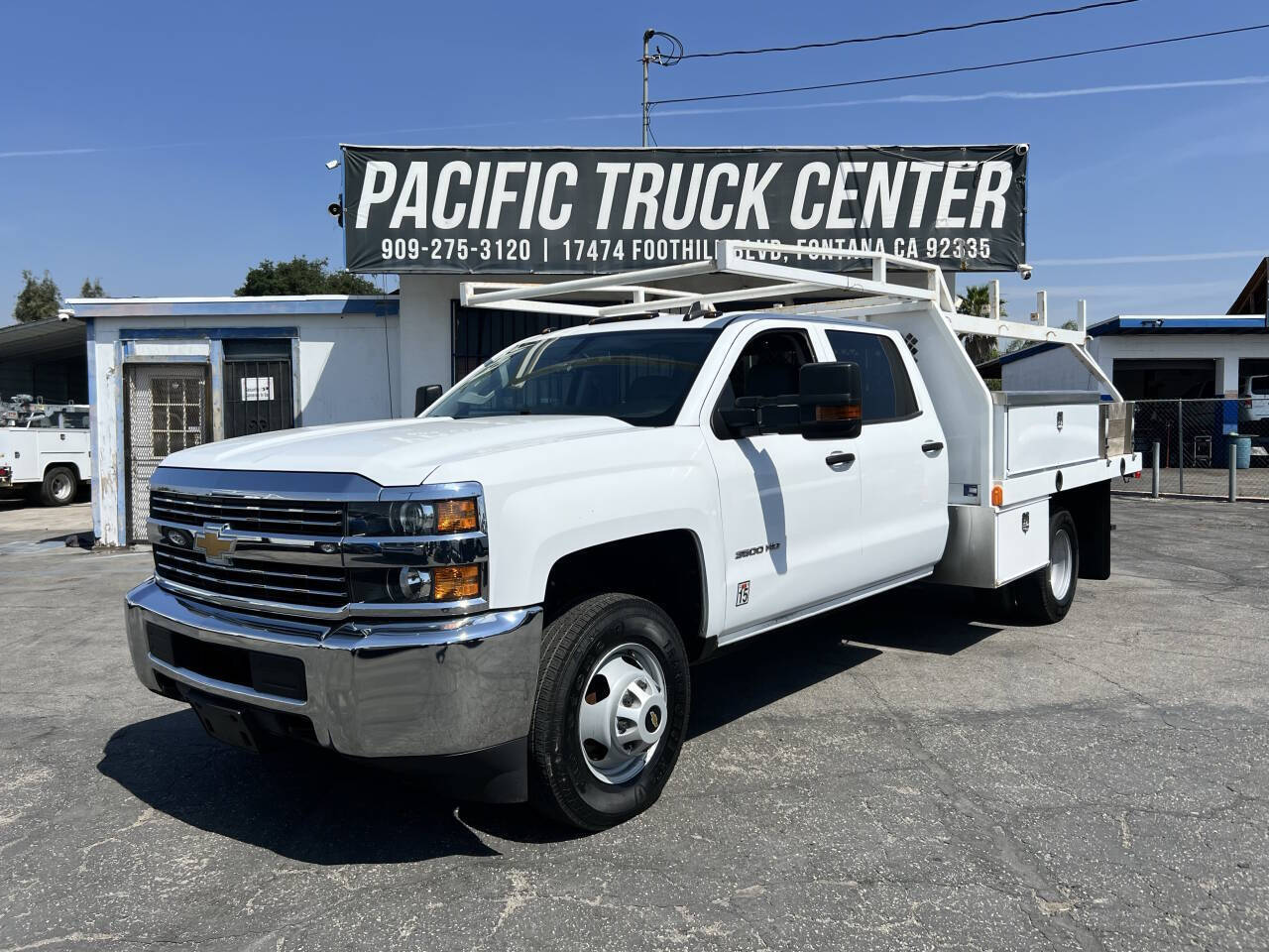 2018 CHEVROLET Silverado 3500HD WT in Fontana, CA