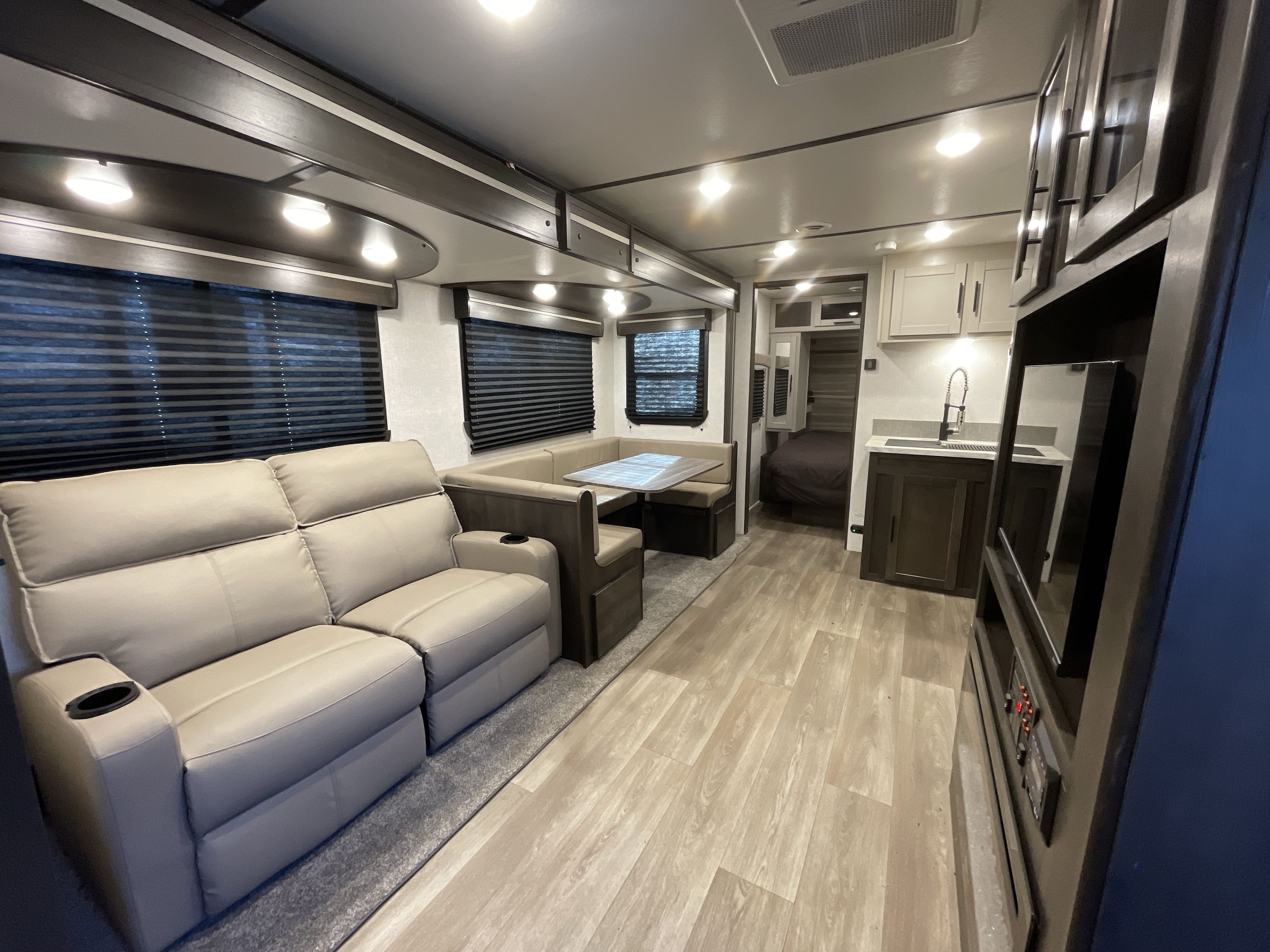 2021 Crossroads CRUISER AIRE 28BBH CR28BBH in hamburg PA