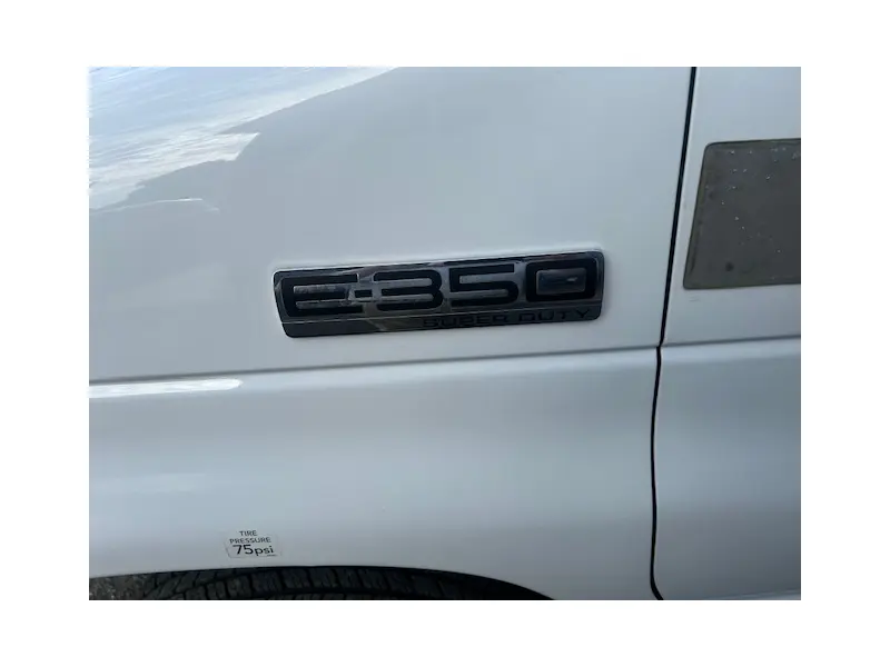 2022 FORD E350