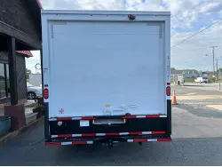 2022 FORD E350