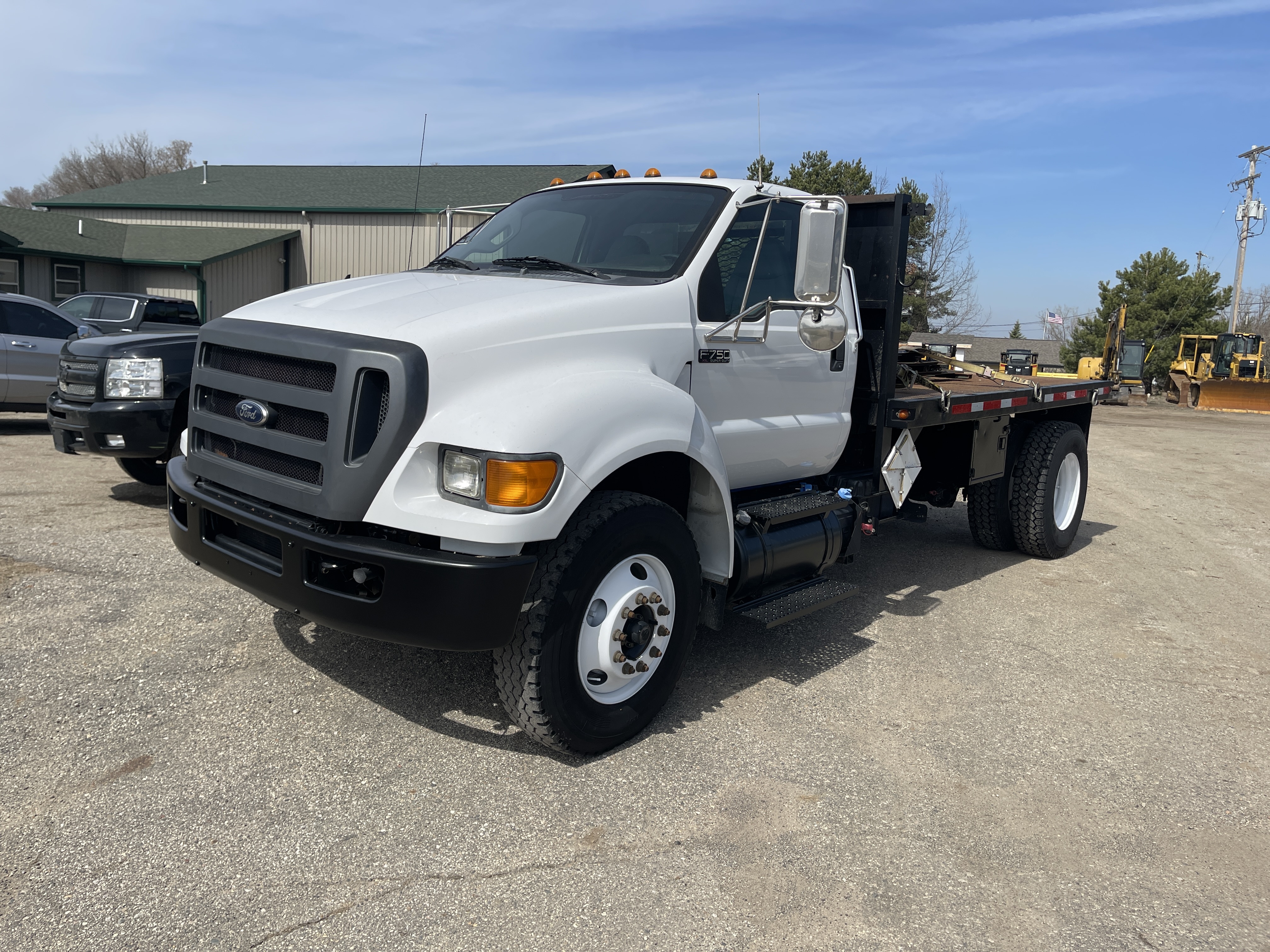 2012 FORD F750 in Grand Rapids, MI