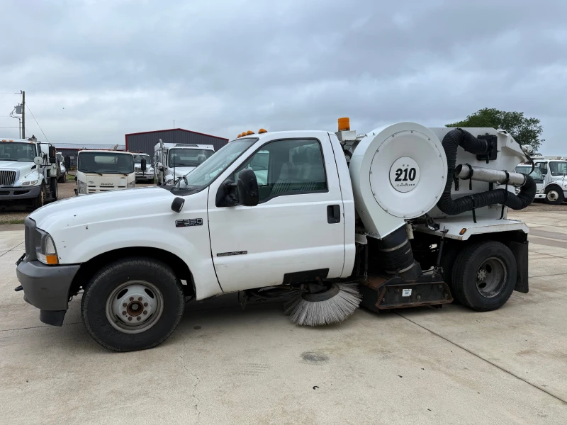 2003 TYMCO 210