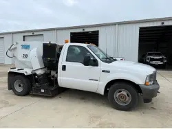 2003 TYMCO 210