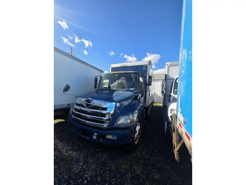 2015 HINO HINO 338