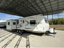 2013 FOREST RIVER FLAGSTAFF SUPER LITE 27RLSS