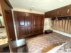 2013 FOREST RIVER FLAGSTAFF SUPER LITE 27RLSS