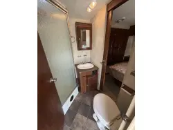2013 FOREST RIVER FLAGSTAFF SUPER LITE 27RLSS
