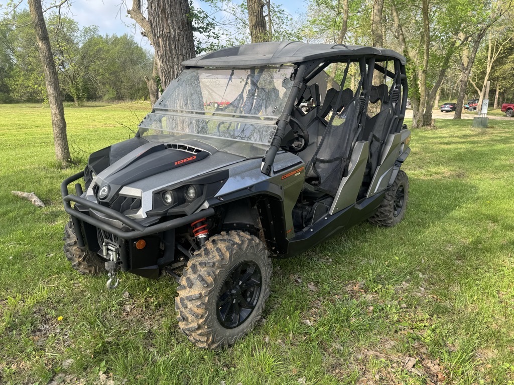 2015 Can-Am Commander 1000 Max MAX DPS 1000R in butler MO