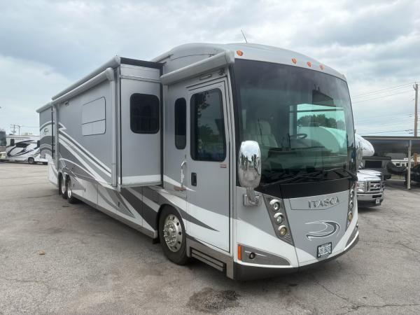 2014 Itasca Ellipse IRK 42QD in saint louis MO