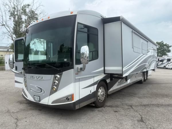 2014 Itasca Ellipse IRK 42QD in saint louis MO