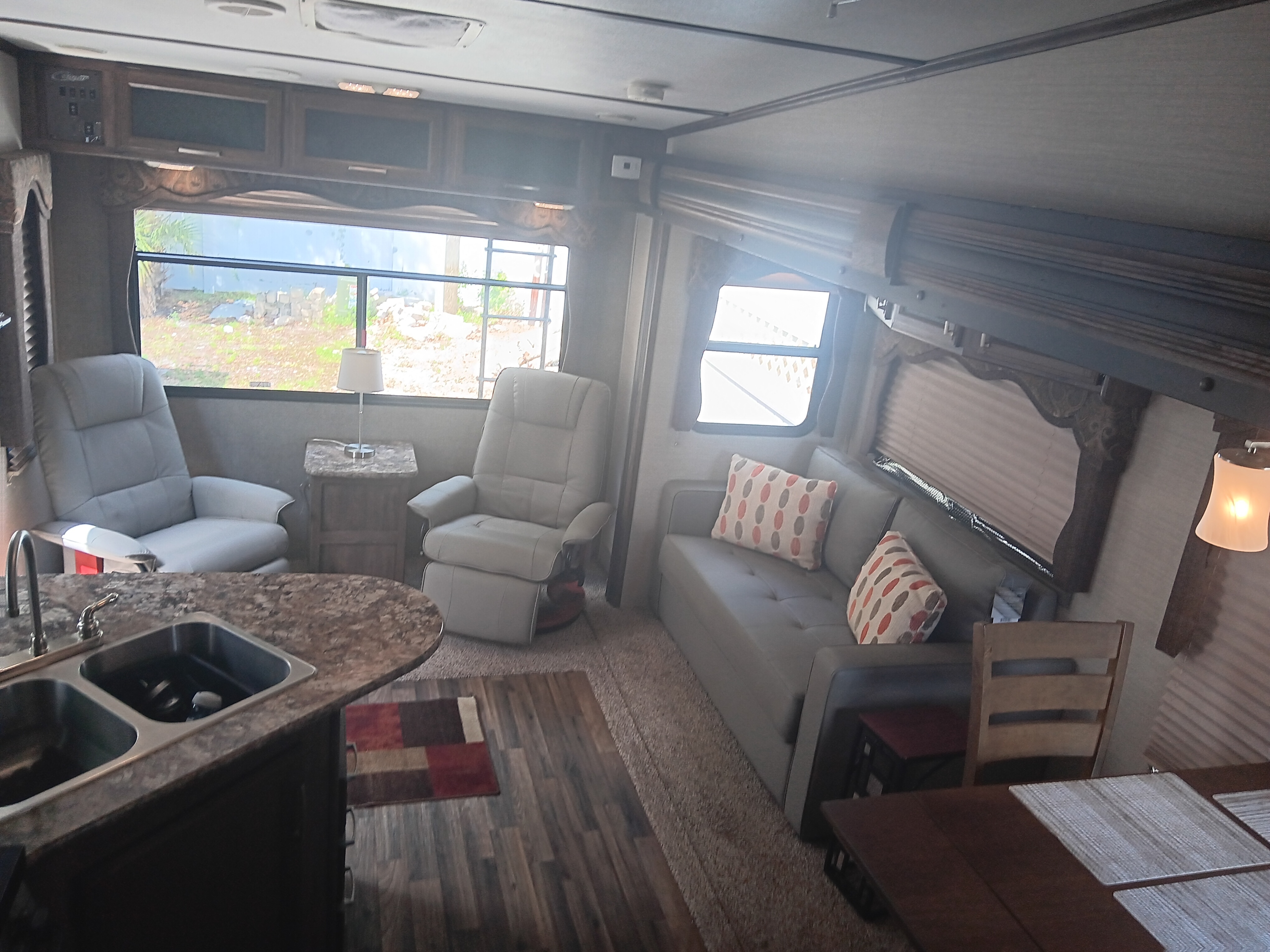 2016 Keystone COUGAR X-LITE 26RLS in st. petersburg FL