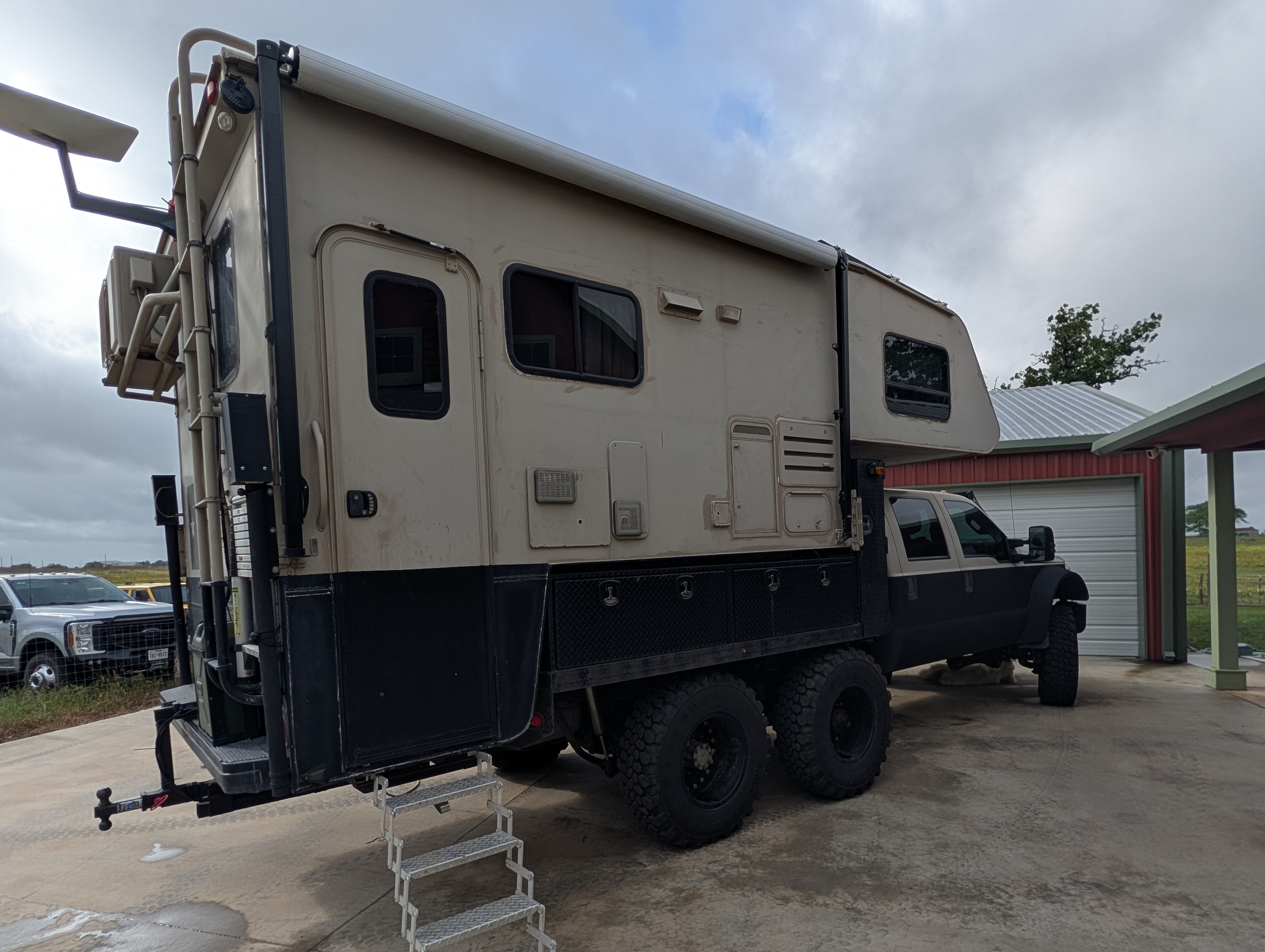 2015 Ford F550 Crew Cab RV