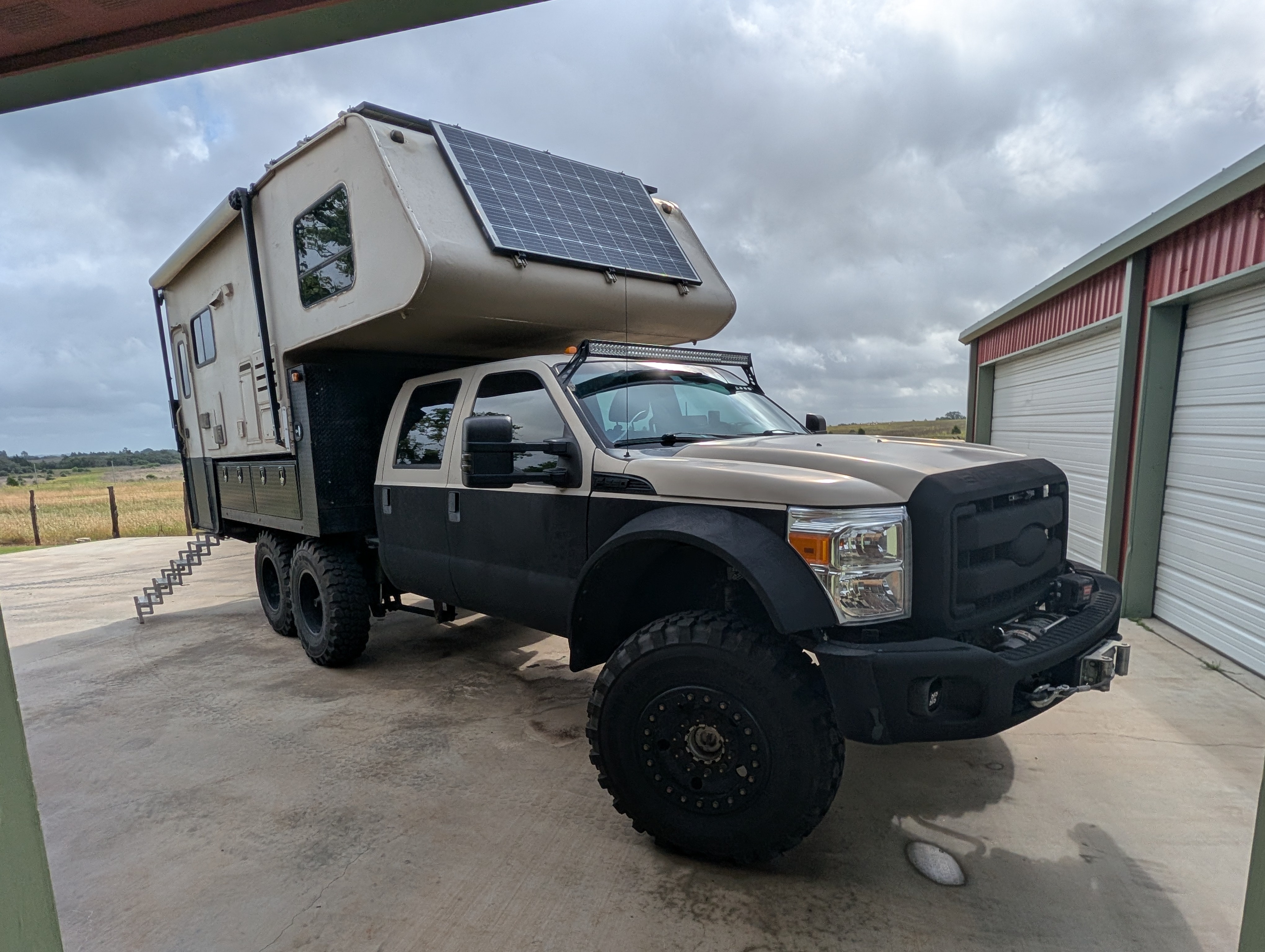 2015 Ford F550 Crew Cab in sealy TX