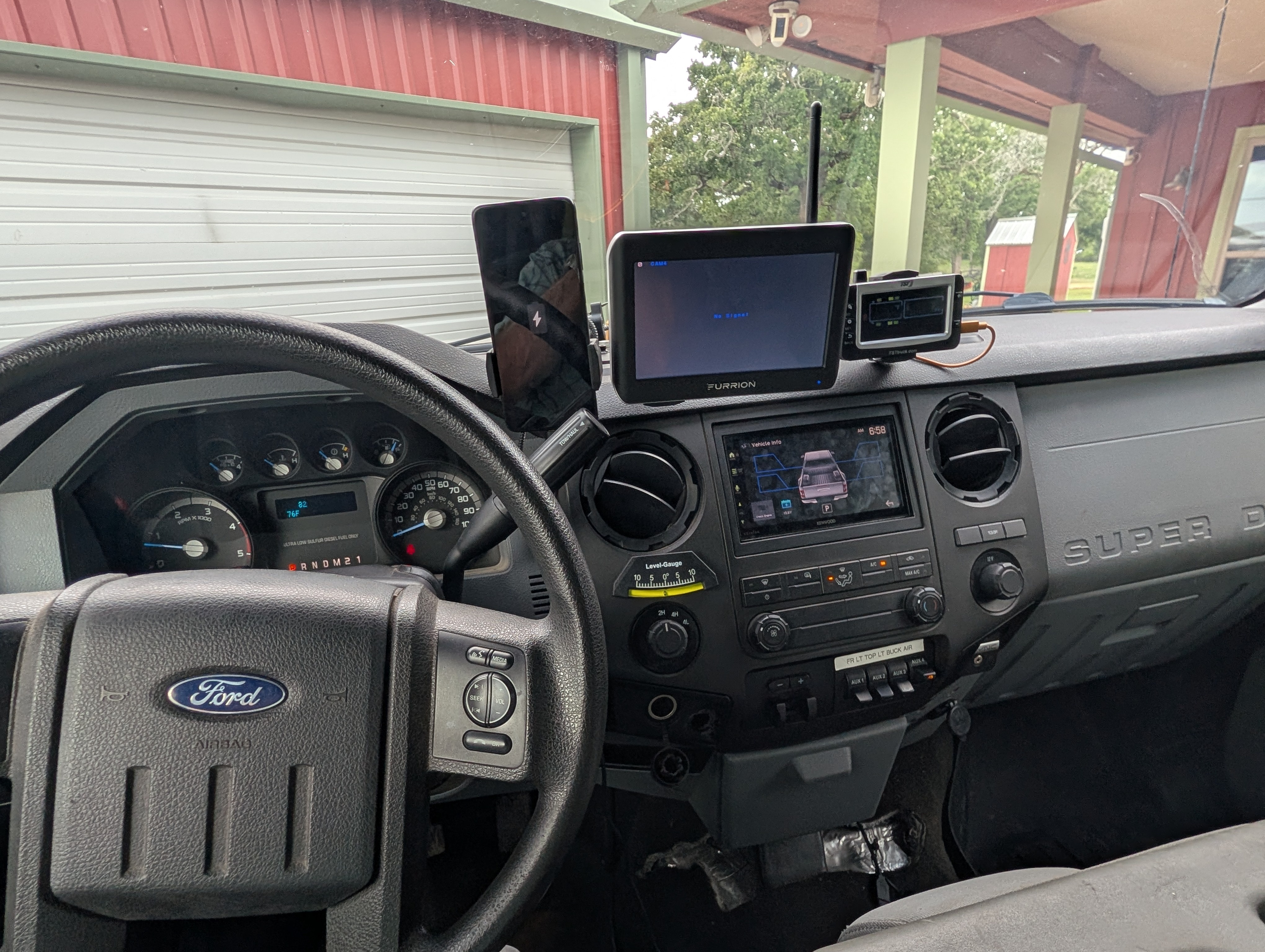 2015 Ford F550 Crew Cab in sealy TX