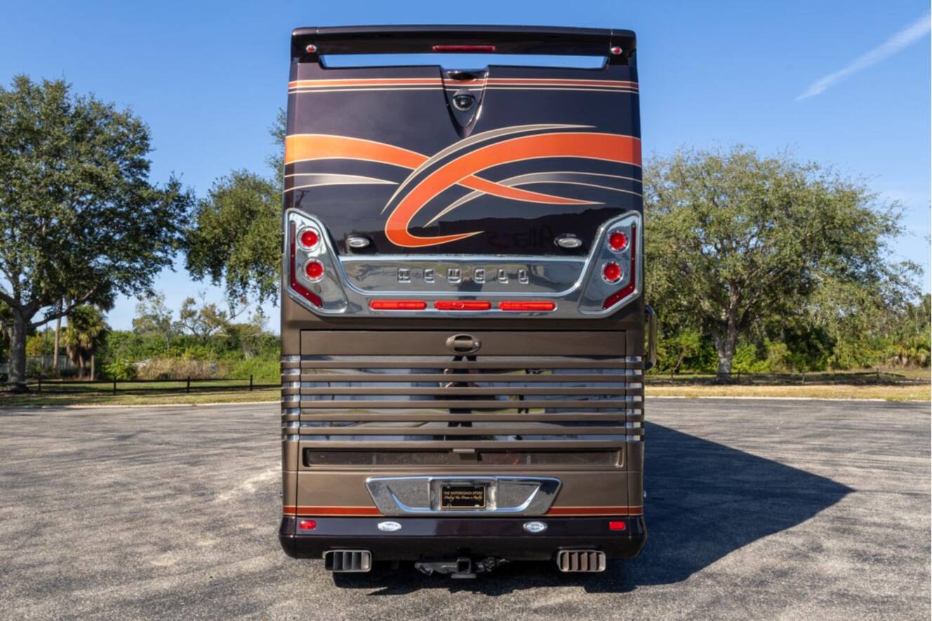 A photo of this 2013 Newell Coach P2000i