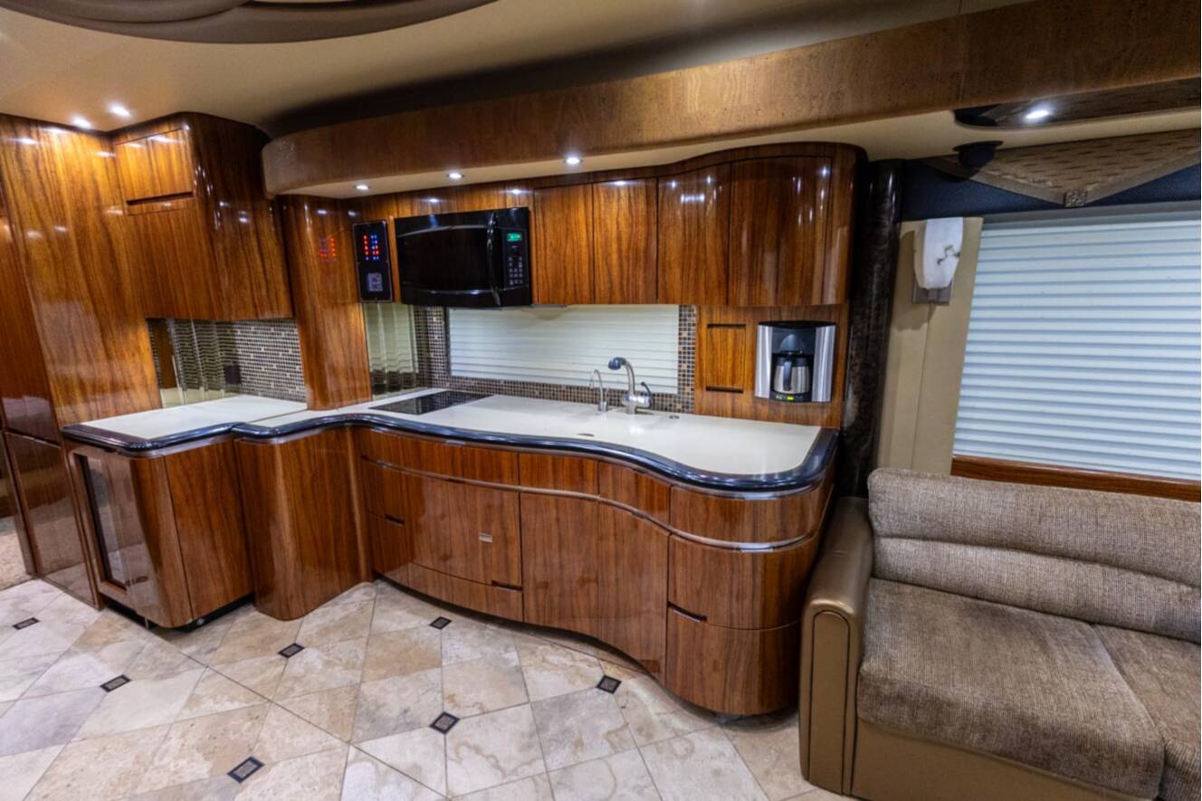 A photo of this 2013 Newell Coach P2000i